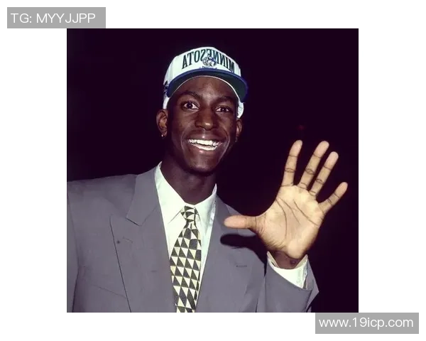 加内特批驳让詹姆斯打候补观念：不能要求巨大球员放下他的剑